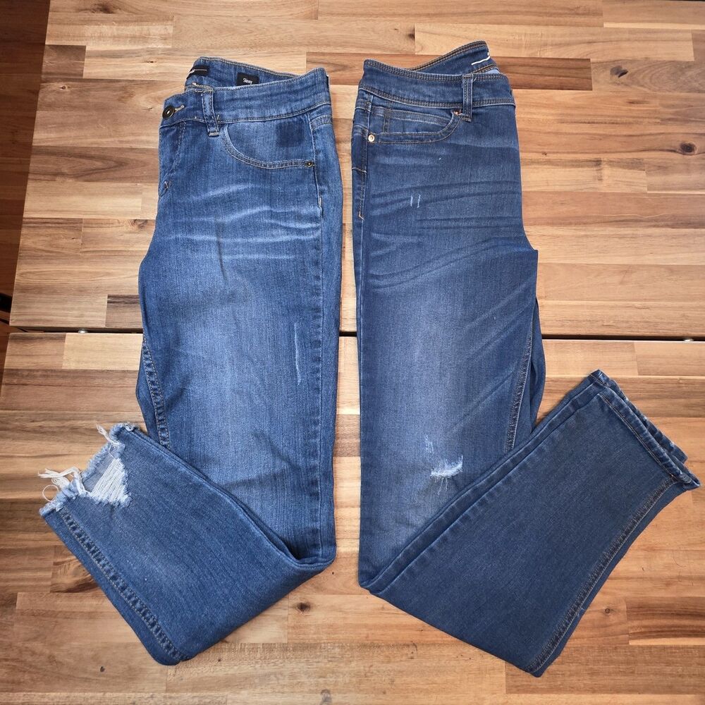 INC Supplies Women’s Size 8 Skinny Jeans 2pc Lot Distressed Stretch Denim